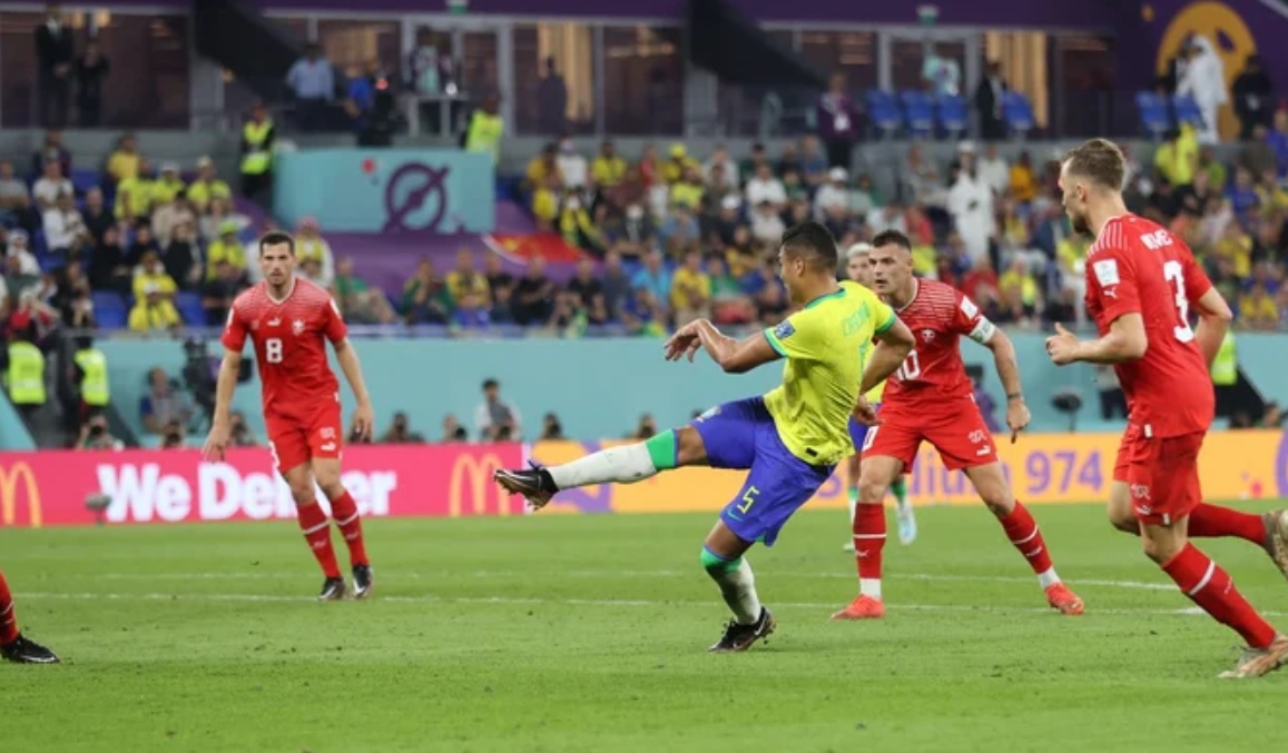 Brasil derrota 1-0 a Suiza y amarra pase a los octavos de final