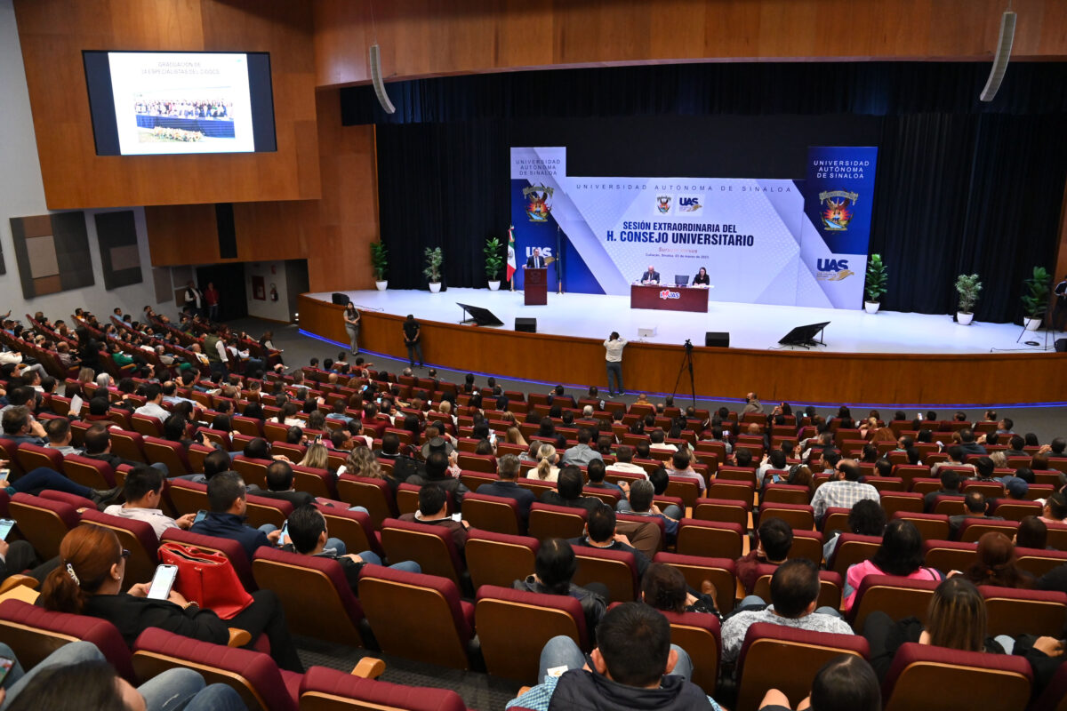 Consejo Universitario se declara en sesión permanente