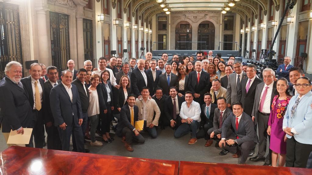 Rocha participa en reunión de gobernadores con AMLO para revisar programas de Bienestar