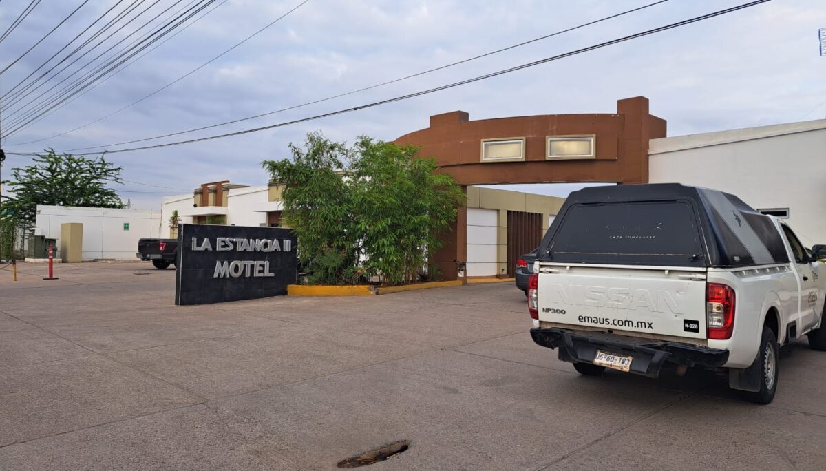 Mujer muere a puñaladas en baño del motel La Estancia II en Culiacán