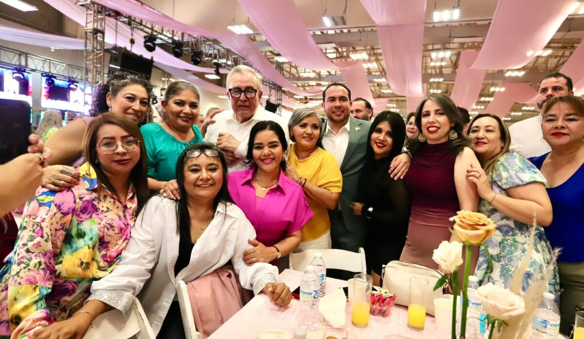 Se une Rocha Moya a celebración del Día de las Madres del Stase