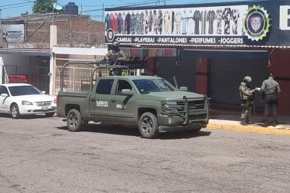 «NO PASA NADA»: Balean a una mujer en El Palmito dentro de una tienda de ropa