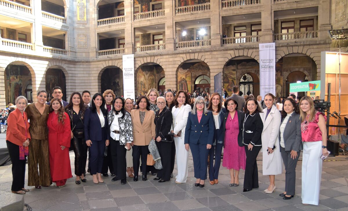 Atestigua Eneyda Rocha presentación de estrategia nacional “Vive Saludable, Vive Feliz”