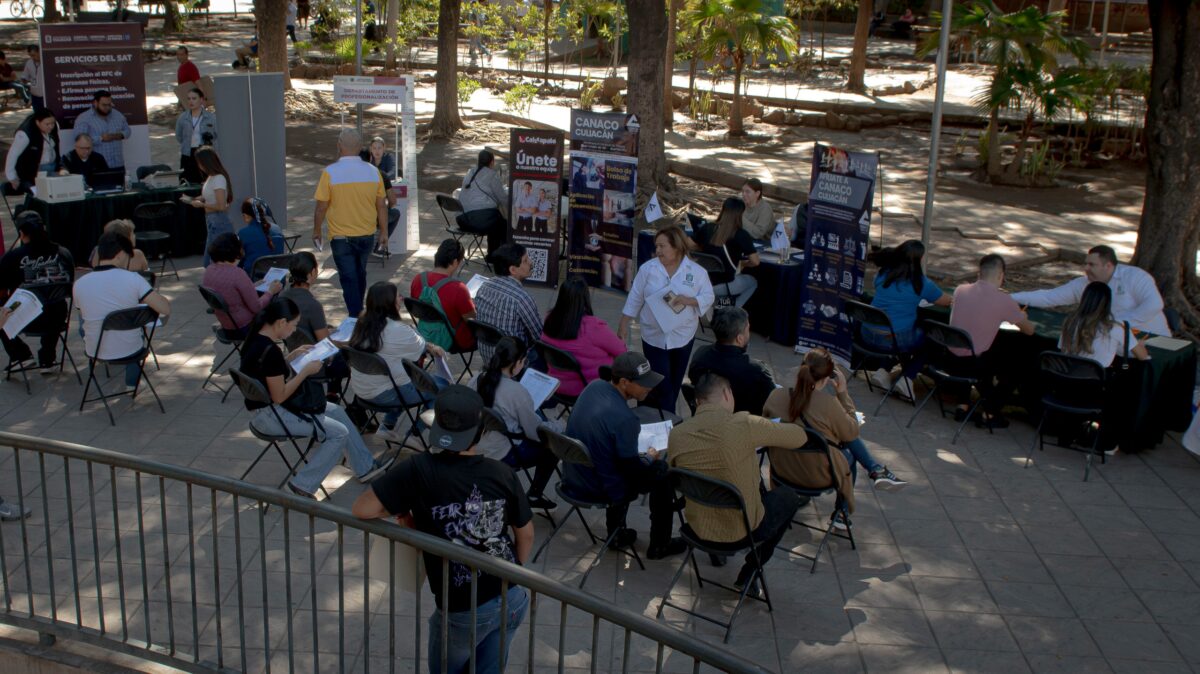 Acercan servicios y oportunidades laborales en la Jornada Municipal de Empleo