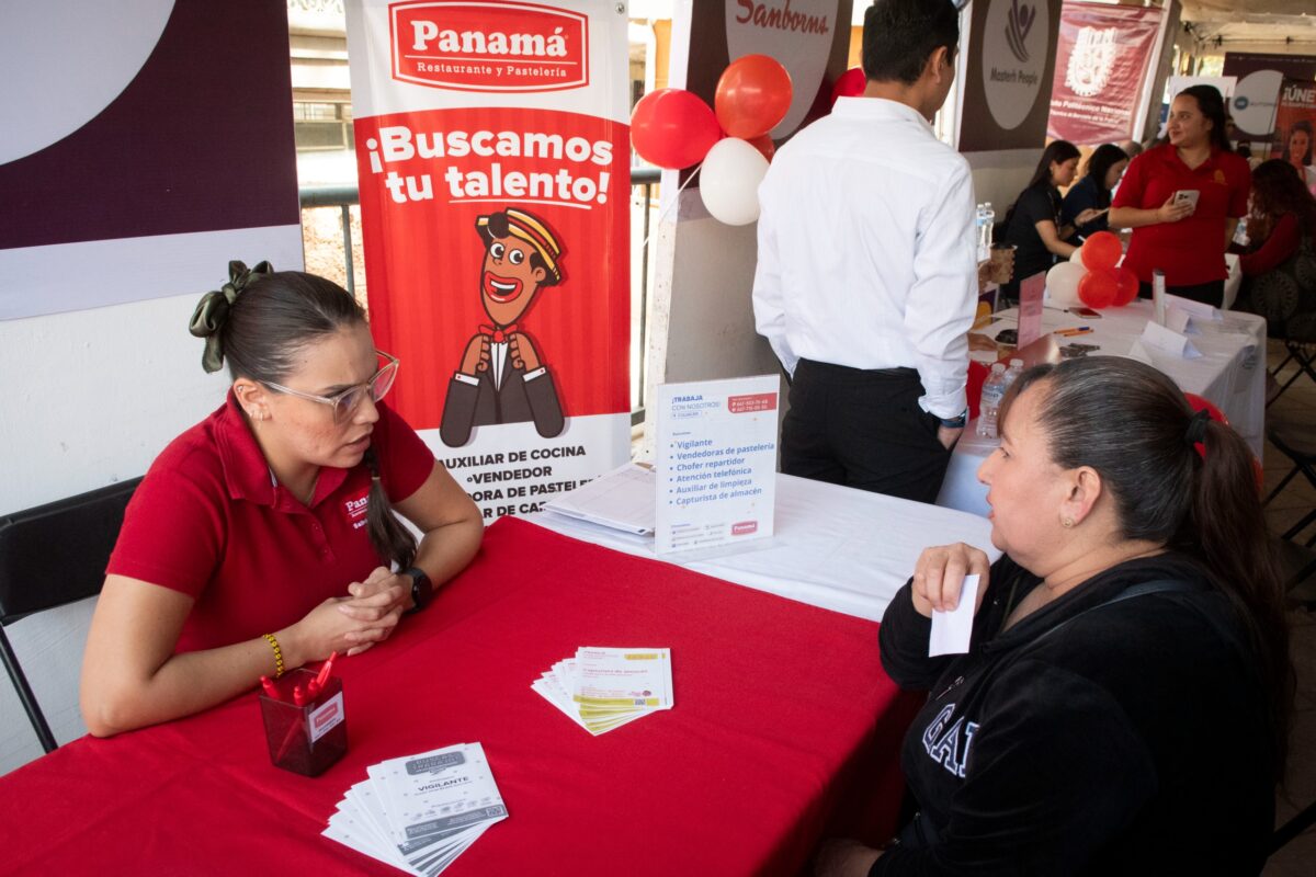 Exitosa Feria Nacional de Empleo para la Mujer en Culiacán 2025