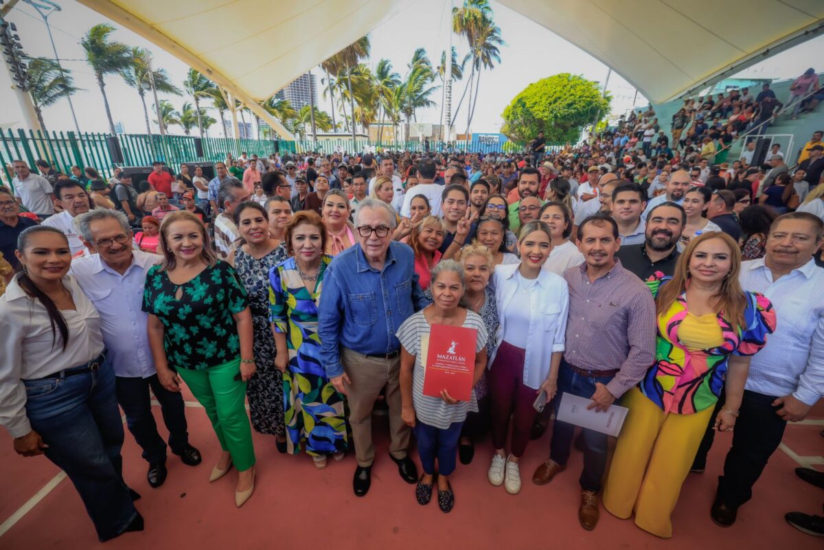 «Somos primeros en entregar escrituras y títulos de propiedad de manera masiva»: Rocha