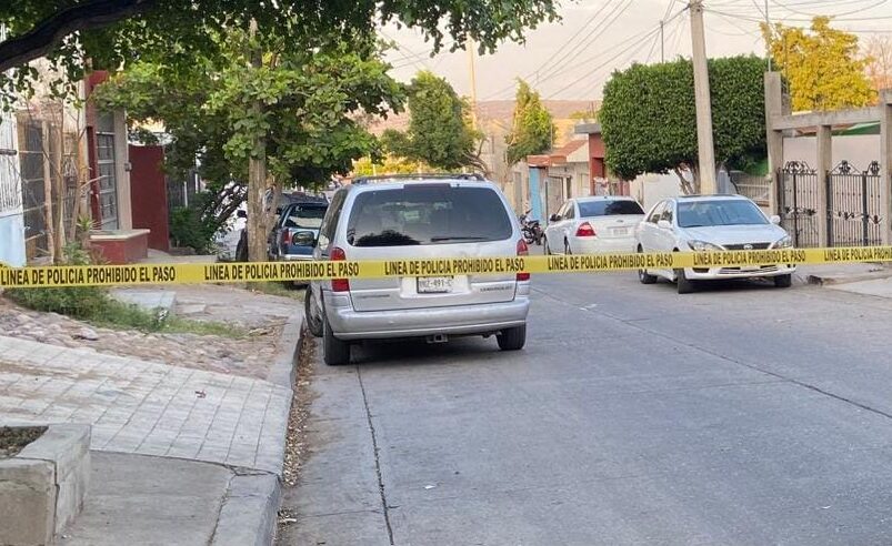 Atacan a balazos fachadas de dos domicilios en la 10 de Mayo